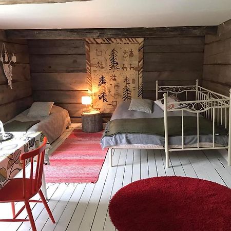 Paeivin Pirtti - Pirttikahvila Ja B&B Luosto Extérieur photo