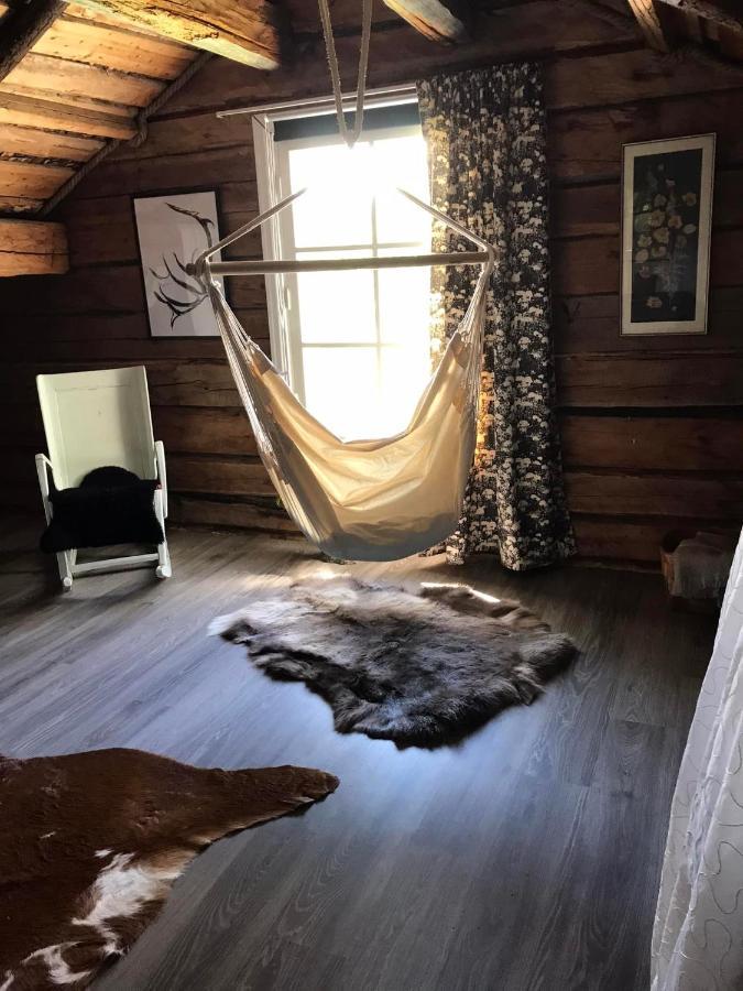 Paeivin Pirtti - Pirttikahvila Ja B&B Luosto Extérieur photo