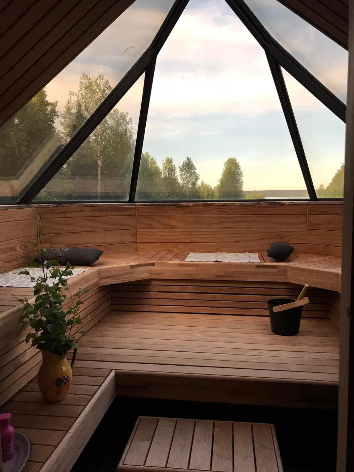 Paeivin Pirtti - Pirttikahvila Ja B&B Luosto Extérieur photo
